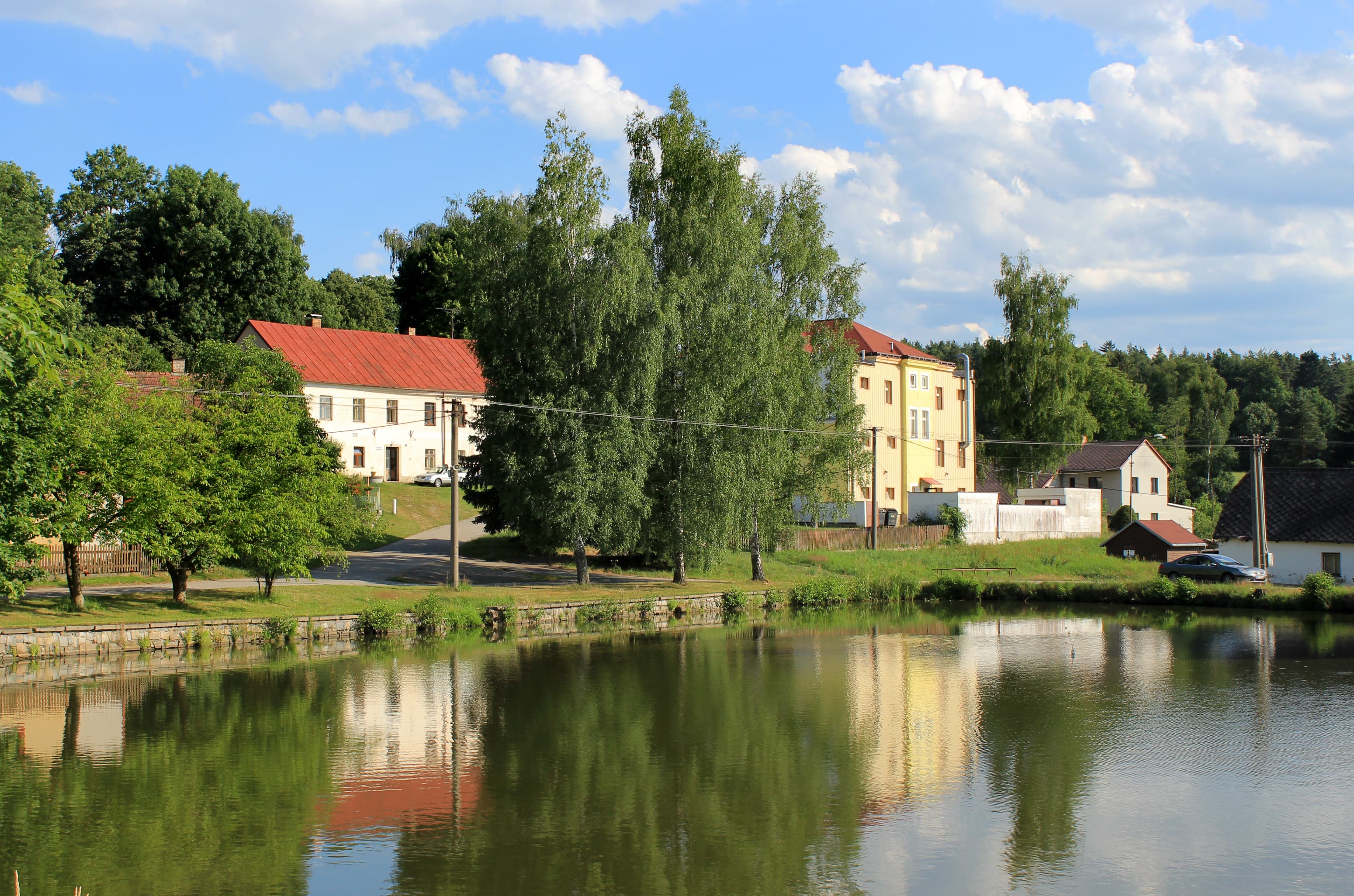 Horní lomský rybník